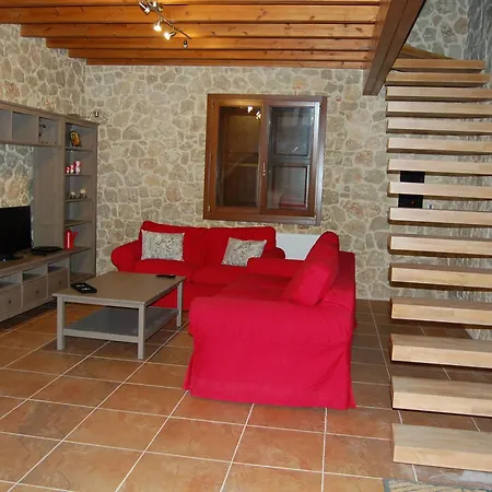 Nyaraló Pyrgos Luxury Country