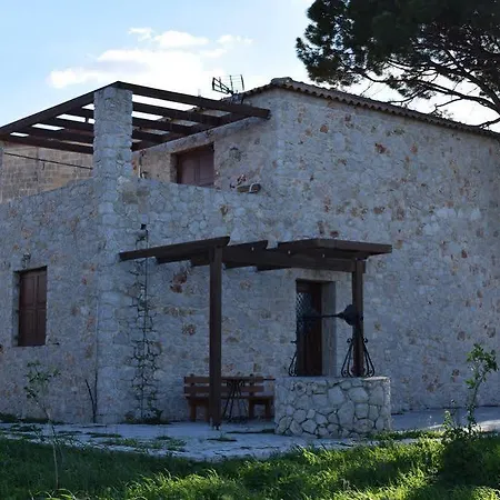 Pyrgos Luxury Country * Jaliszósz